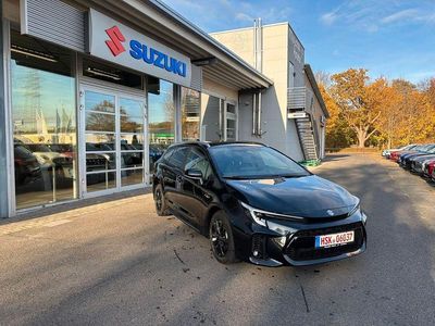 Neu Suzuki Swace Comfort+ 98 PS (72 kW) 2025 Schwarz Kombi