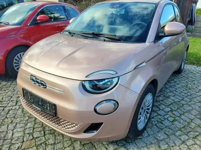 Gebraucht Fiat 500e 88 kW (120 PS) 2023 Rose gold Kleinwagen