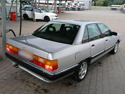 Gebraucht Audi 100 133 PS (97 kW) 1992 Silber Limousine
