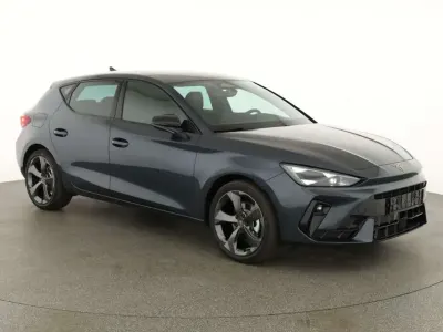 Neu Cupra Leon 150 PS (110 kW) 2026 Magnetic grey metallic Limousine