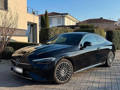 Gebraucht Mercedes CLE220 AMG 197 PS (144 kW) 2025 Schwarz Coupé