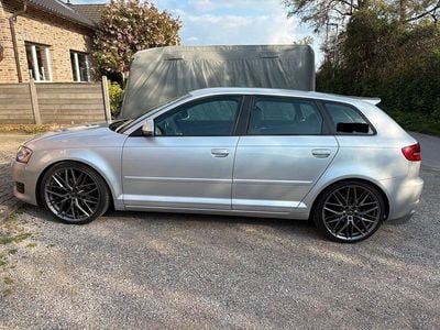 Usata Audi A3 Sportback Sport 125 CV (91 kW) 2009 Argento Utilitaria