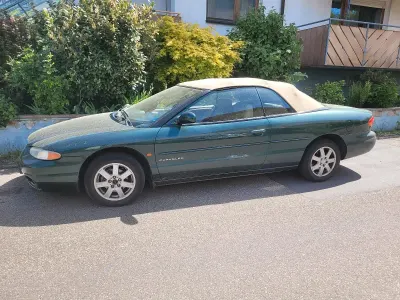 Usata Chrysler Stratus 160 CV (117 kW) 1996 Verde Cabrio
