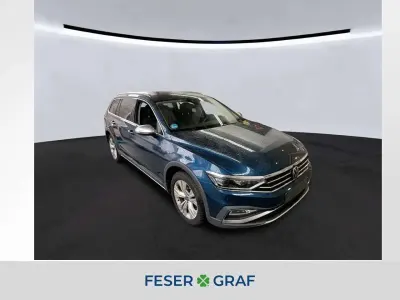 Gebraucht VW Passat Alltrack 200 PS (147 kW) 2023 Blau Kombi