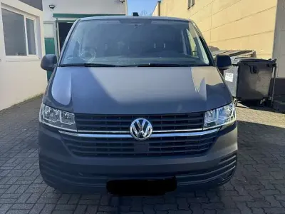 Gebraucht VW T6.1 110 PS (80 kW) 2022 Grau Van