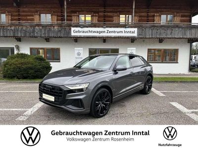 Daytonagrau perleffekt Gebraucht 2022 Audi Q8 Ambiente SUV | 61.900 € (Fairer Preis)