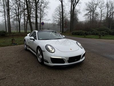 Porsche 911 Carrera