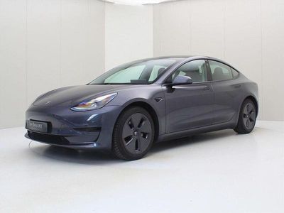 Usado Tesla Model 3 Standard Range 225 kW (306 HP) 2021 Cinzento Sedan