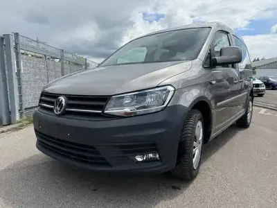 Gebraucht VW Caddy Trendline 125 PS (91 kW) 2017 Beige Van / Kleinbus
