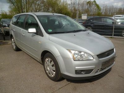 Second-hand Ford Focus Style 101 CP (74 kW) 2007 Argintiu Berlinǎ