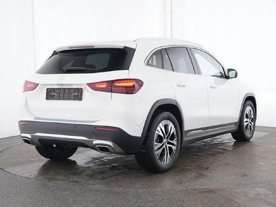 Gebraucht Mercedes GLA180 Progressive 136 PS (100 kW) 2024 SUV