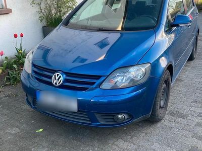 Usata VW Golf V 105 CV (77 kW) 2007 Blu Berlina