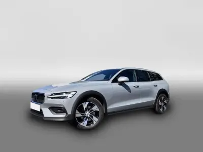 Usata Volvo V60 CC Plus 197 CV (144 kW) 2024 Grigio Station wagon