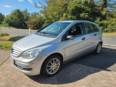 Mercedes B150
