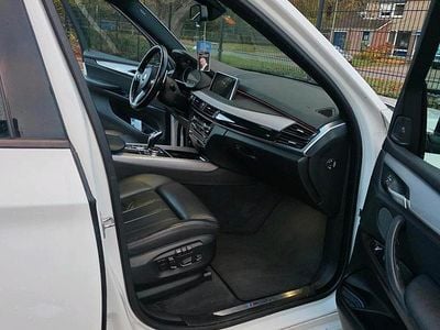 Gebraucht BMW X5 M50 381 PS (280 kW) 2015 Weiß SUV
