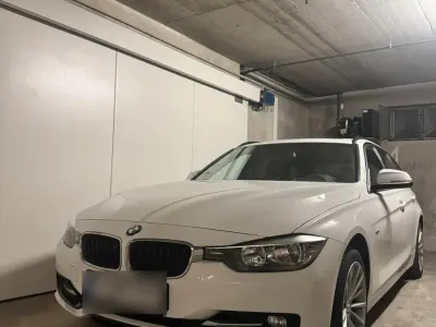 Gebraucht BMW 318 Sport Line 143 PS (105 kW) 2012 Weiß Kombi