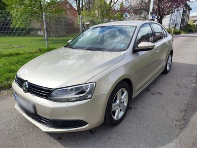 gebraucht VW Jetta 1.6/ Sehr Sauber vieles Neu