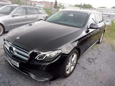 Mercedes E220