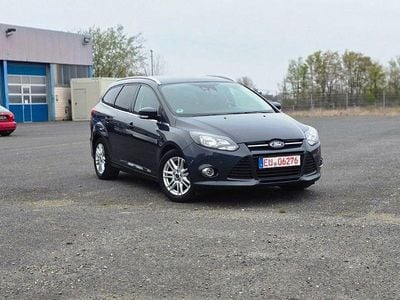 Gebraucht Ford Focus Titanium 125 PS (91 kW) 2014 Grau Kombi