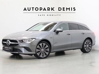 Gebraucht Mercedes CLA250e Shooting Brake 160 PS (117 kW) 2021 Grau Kombi