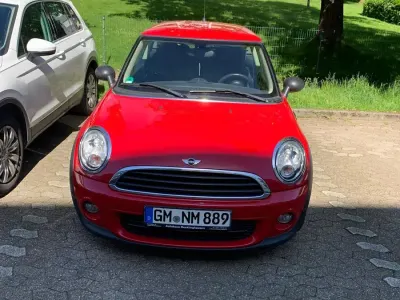 Gebraucht Mini ONE 75 PS (55 kW) 2013 Rot Kleinwagen