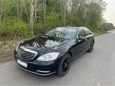 Second-hand Mercedes S450 340 CP (250 kW) 2010 Negru Berlinǎ
