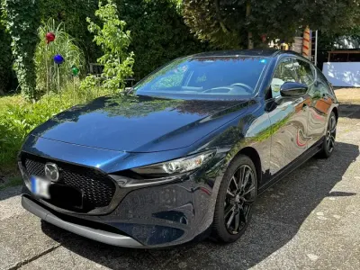 Gebraucht Mazda 3 Nagisa 140 PS (102 kW) 2025 Blau Limousine