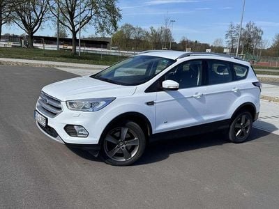 Gebraucht Ford Kuga Business Edition 150 PS (110 kW) 2017 Weiß SUV
