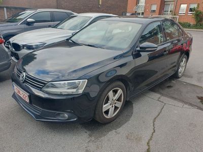 gebraucht VW Jetta VI DSG Comfortline-PDC-LMF-Tempomat