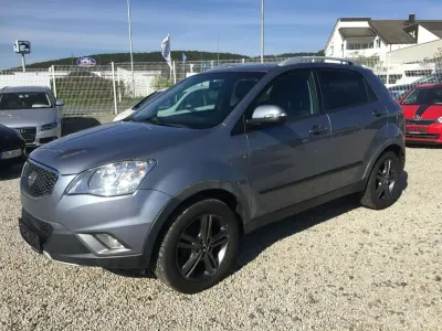 Gebraucht SsangYong Korando Sapphire 175 PS (128 kW) 2013 Grau SUV