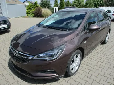 Gebraucht Opel Astra Active 136 PS (100 kW) 2017 Braun Kombi