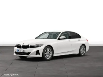 Gebraucht BMW 318 150 PS (110 kW) 2022 Mineralweiß metallic Limousine