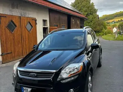 Gebraucht Ford Kuga Titanium 140 PS (102 kW) 2010 Schwarz SUV