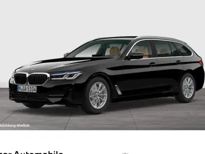 Gebraucht BMW 520 Sport Line 190 PS (139 kW) 2023 Schwarz Kombi