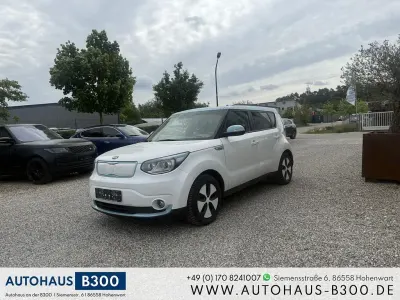 Usado Kia Soul Play 80 kW (110 HP) 2017 Branco SUV
