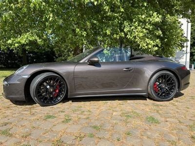 Porsche 911 Carrera 4 GTS