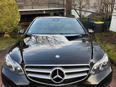 Schwarz Gebraucht 2014 Mercedes E220 Edition Limousine | 15.100 € (Teuer)