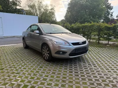 Gebraucht Ford Focus Cabriolet 145 PS (106 kW) 2009 Silber Cabrio
