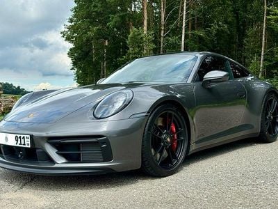 Porsche 911 Carrera GTS