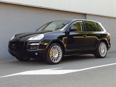 Porsche Cayenne GTS