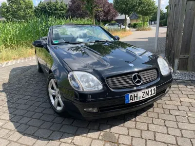 Gebraucht Mercedes SLK230 193 PS (141 kW) 1999 Schwarz Cabrio