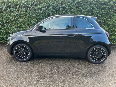 Gebraucht Fiat 500e La Prima 86 kW (118 PS) 2023 Schwarz