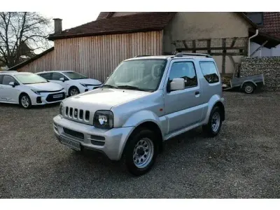 Używany Suzuki Jimny Comfort 86 KM (63 kW) 2012 Srebrny SUV