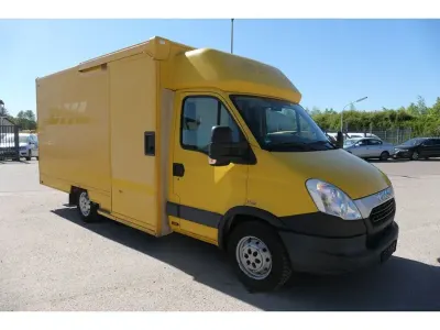 Second-hand Iveco Daily 106 CP (77 kW) 2013 Galben Van
