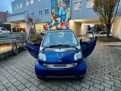 Używany Smart ForTwo Cabrio Pulse 61 KM (44 kW) 2001 Niebieski Kabriolet