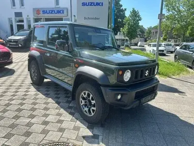 Gebraucht Suzuki Jimny Comfort+ 102 PS (75 kW) 2018 Grün SUV