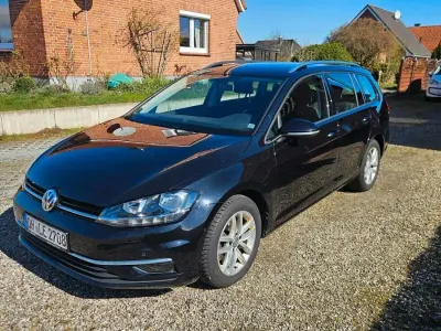 Gebraucht VW Golf VII Comfortline 150 PS (110 kW) 2020 Schwarz Kombi