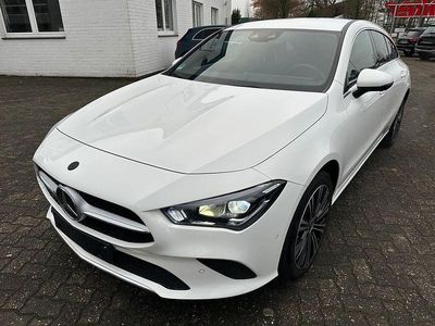 Weiß Gebraucht 2022 Mercedes CLA250e Shooting Brake Progressive Kombi | 22.950 € (Guter Preis)