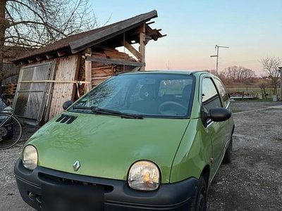 Usata Renault Twingo 54 CV (39 kW) 2003 Verde Utilitaria