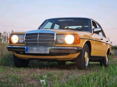 Mercedes 230